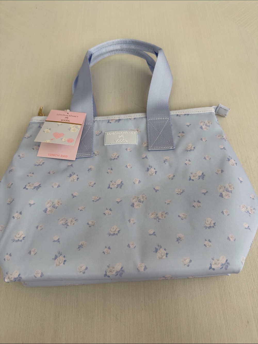 LoveShackFancy x Target - Yoobi
Everblooming Rosettes Ditsy Lunch Tote
Bag Blue